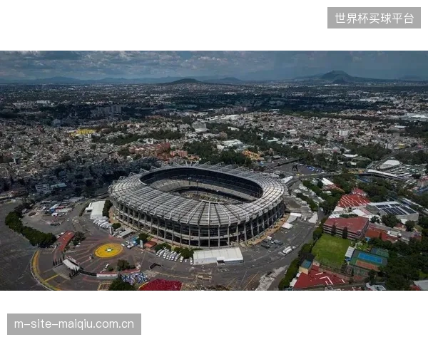墨西哥揭幕战坐拥阿兹特克高原地狱主场,欲以逸待劳冲击南非队体能储备。 墨西哥揭幕战坐拥阿兹特克高原地狱主场,欲以逸待劳冲击南非队体能储备。
